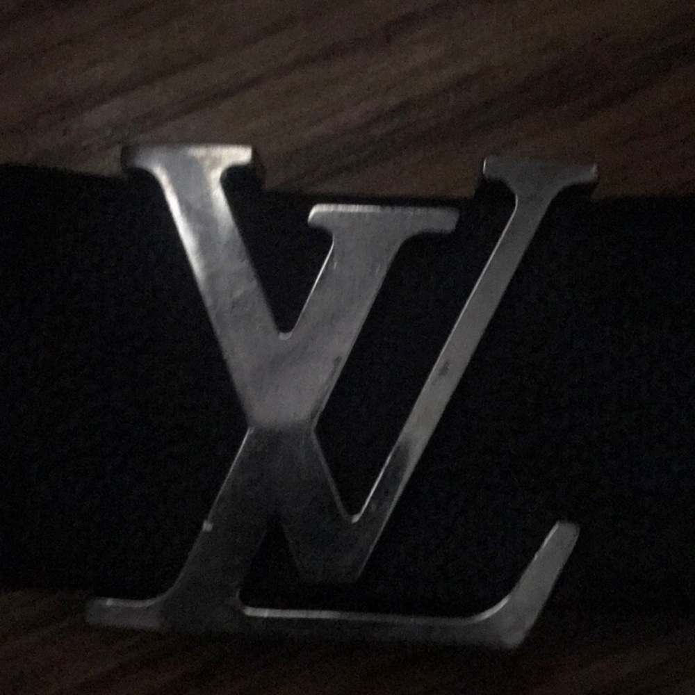 Louis Vuitton’s. grey and black bearly worn - Picture 2 of 2
